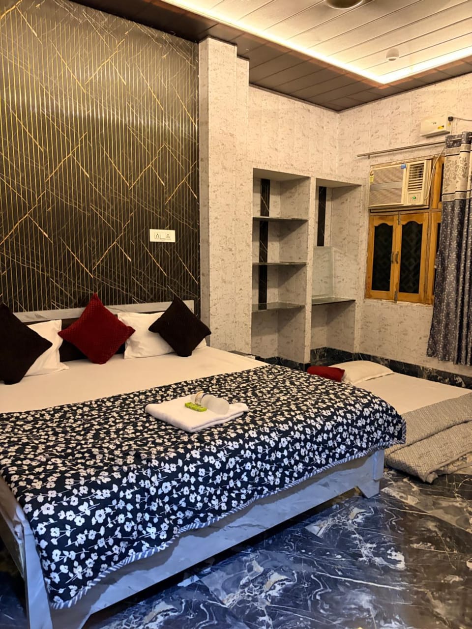 Kashi Vishwanath guest house Bed and Breakfast in Varanasi