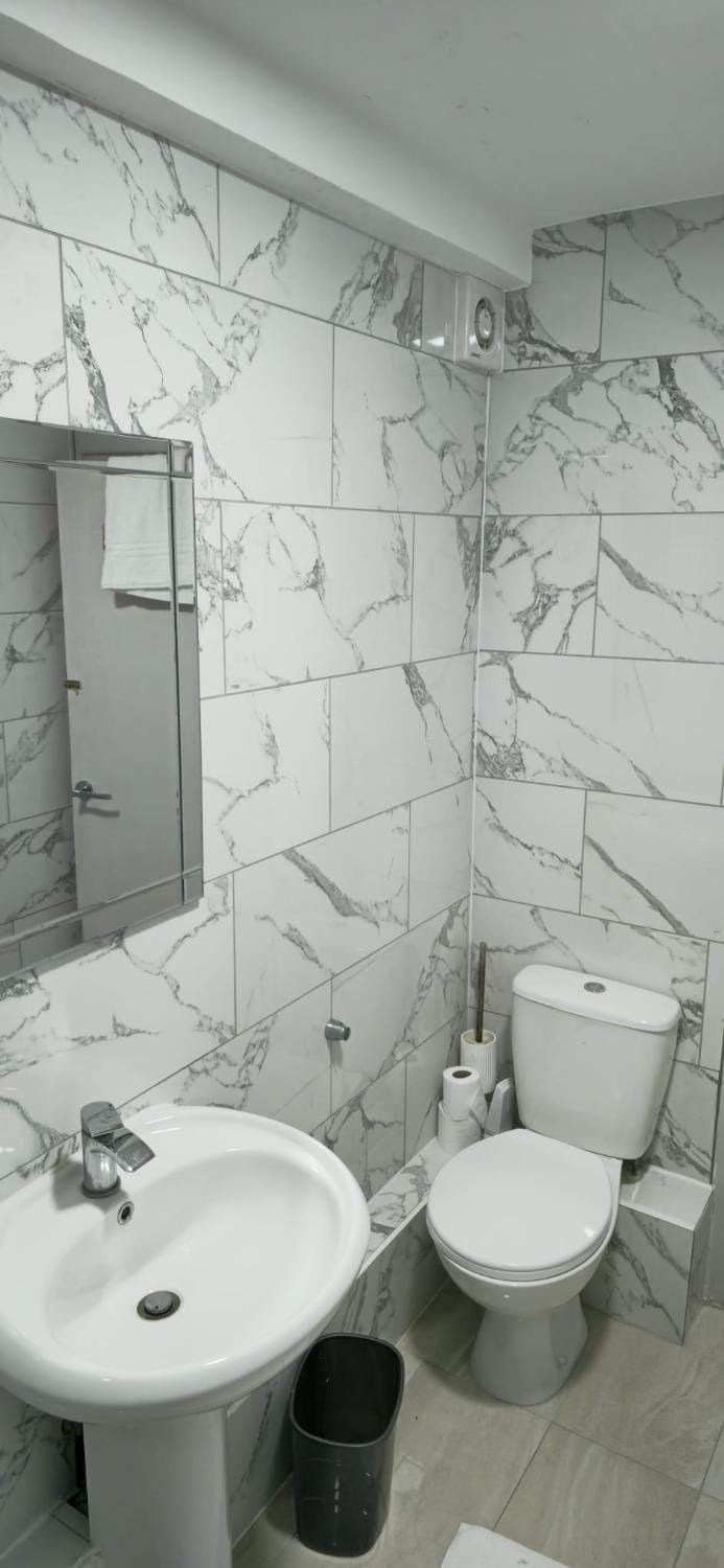 2 Bedroom Flat in Paddington Central London Apartment in City of Westminster