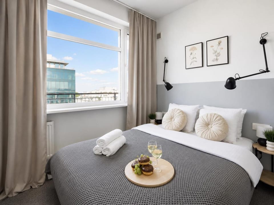 Bed, View (from property/room), Balcony/Terrace, Photo of the whole room, Bedroom, towels