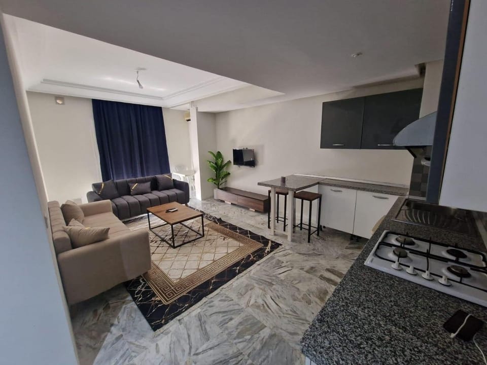 Monte Carlo Residence - Beachfront & Pool, Hammam Sousse Apartment in Sousse