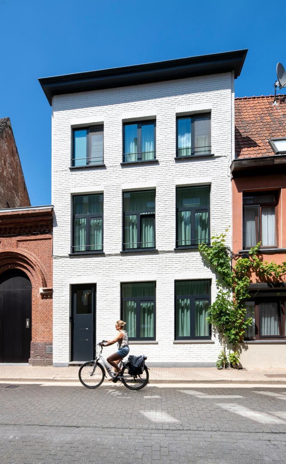Day, Neighbourhood, Street view
