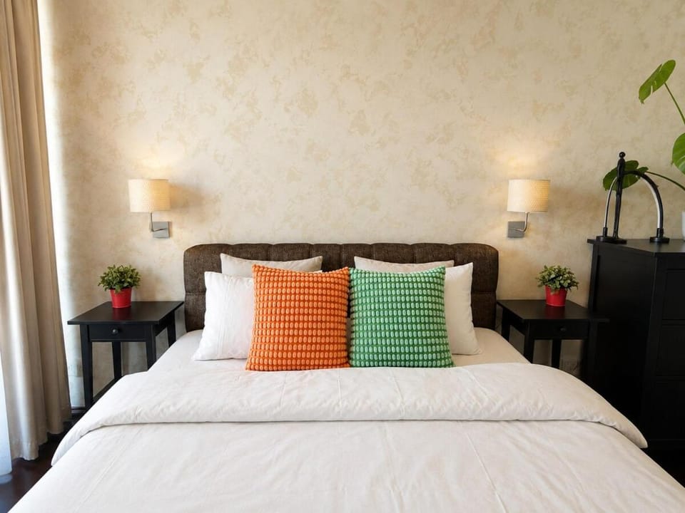 Free Parking I Book the view I Close to City Centre Apartment in Bratislava