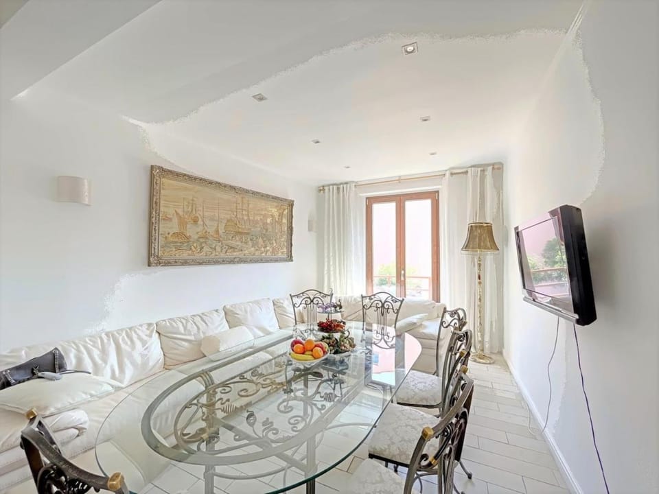 Amazing apartment waterfront Apartment in Mandelieu-La Napoule