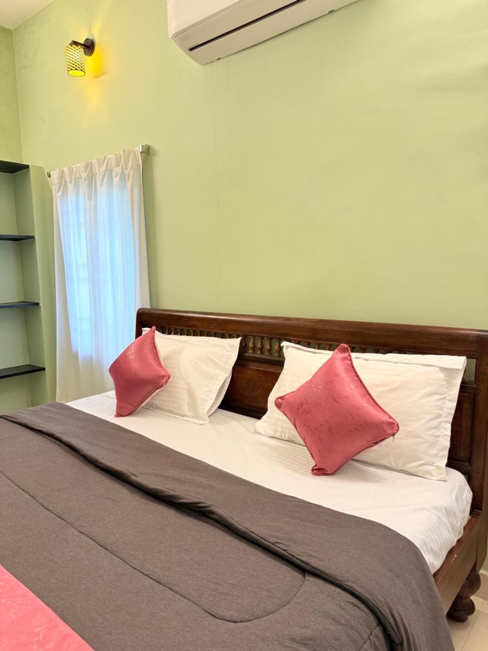 Whiteshore homestay vaithikuppam Villa in Puducherry