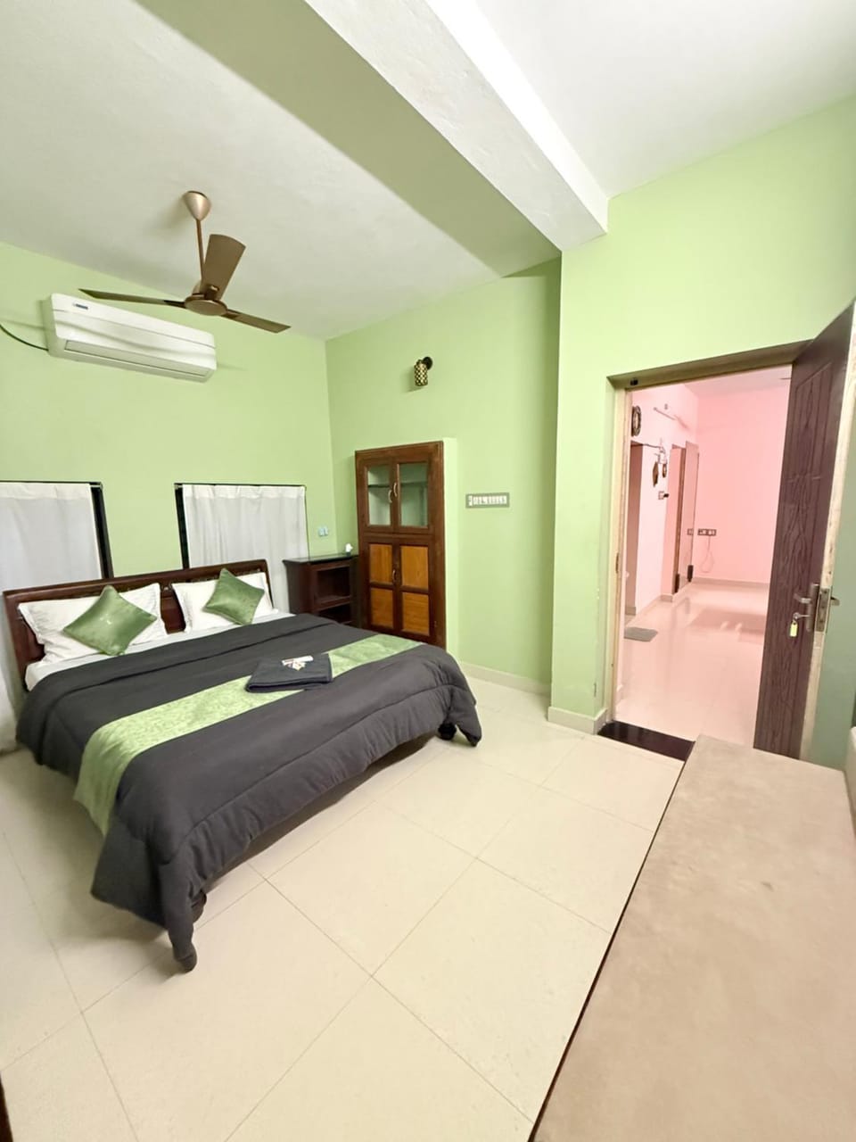 Whiteshore homestay vaithikuppam Villa in Puducherry