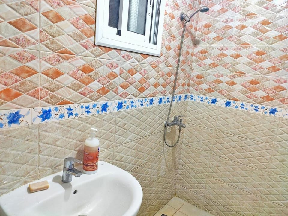 Spacious 2-bedroom family apartment Apartment in Tangier
