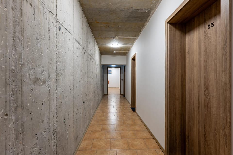 Brand new studio Penthouse #39 close to center with FREE parking Apartment in Prague