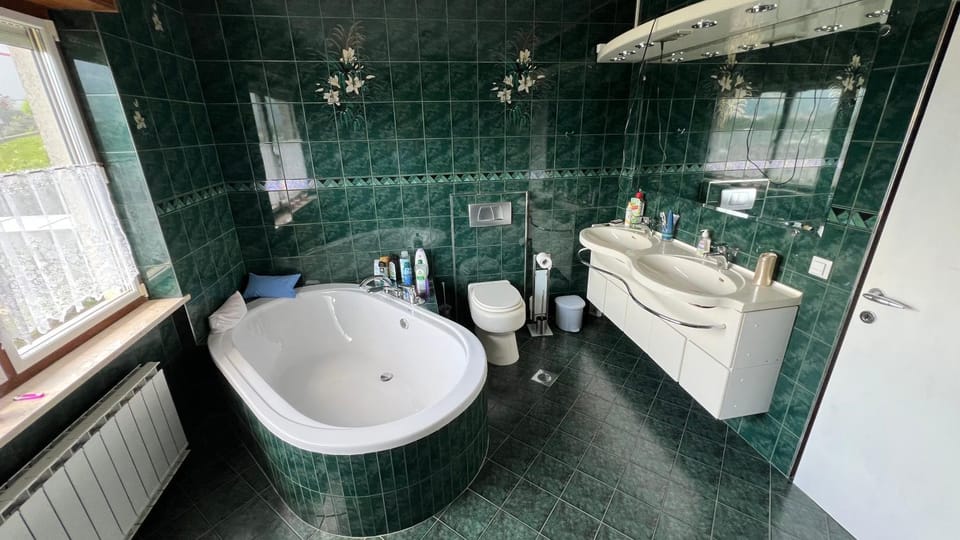 Bathroom, Bath