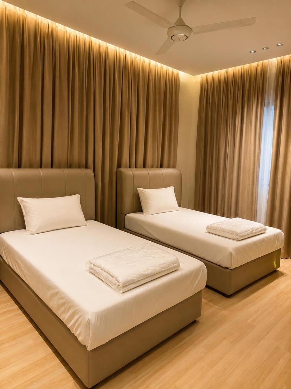 شقة في صلالة فرصة مودرن Apartment in Oman