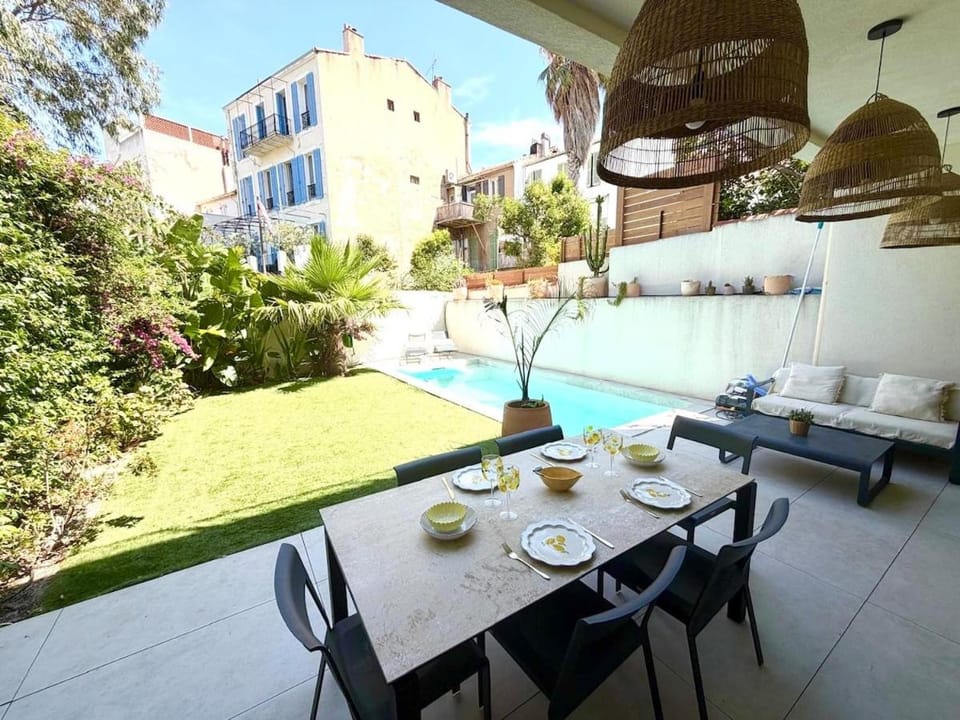 Garden, Balcony/Terrace