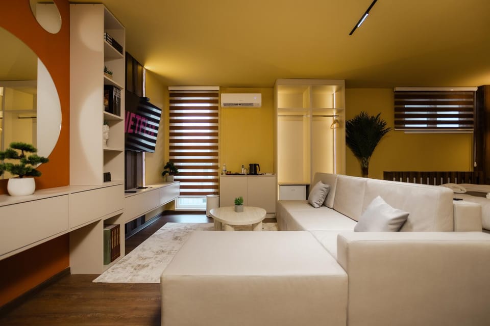 Living room, Bedroom