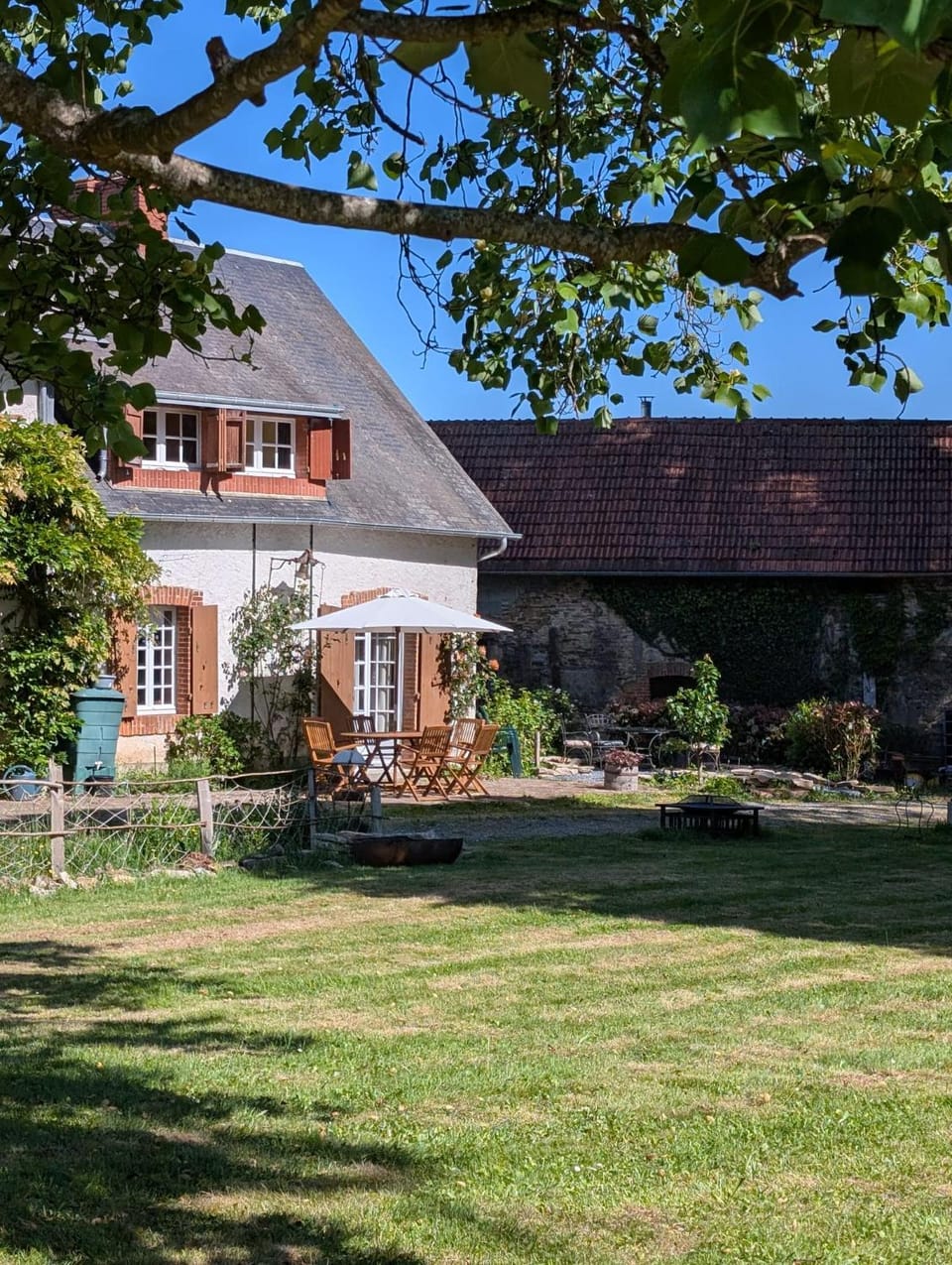 Property building, Garden