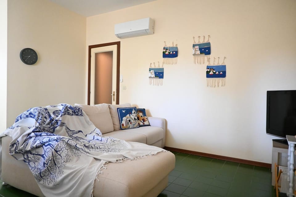 P108 - Porto Recanati, ampio trilocale a due passi dal mare Apartment in Marche