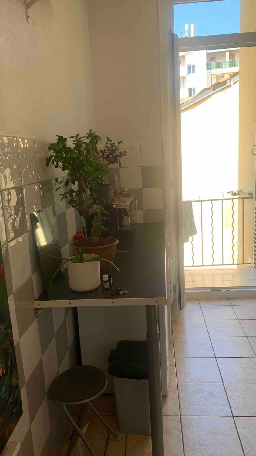Heart of Nice - balcony - Sea Apartment in Nice