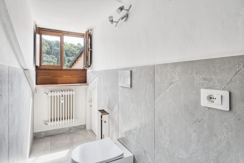 Toilet, Bathroom