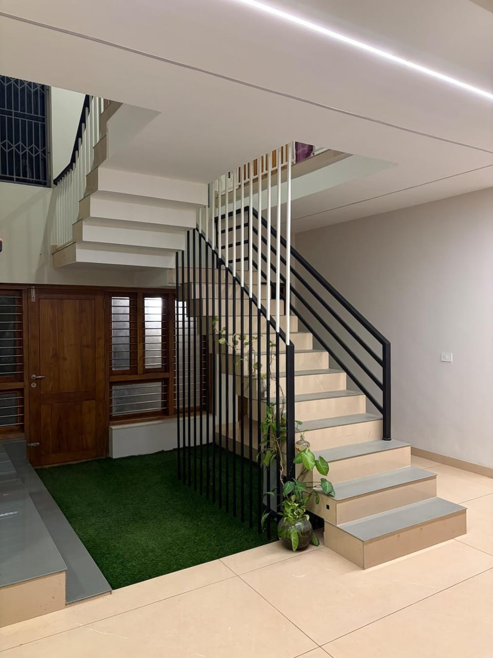 The Pearl, Elegant 5 Bedroom Kerala Home Villa in Kerala