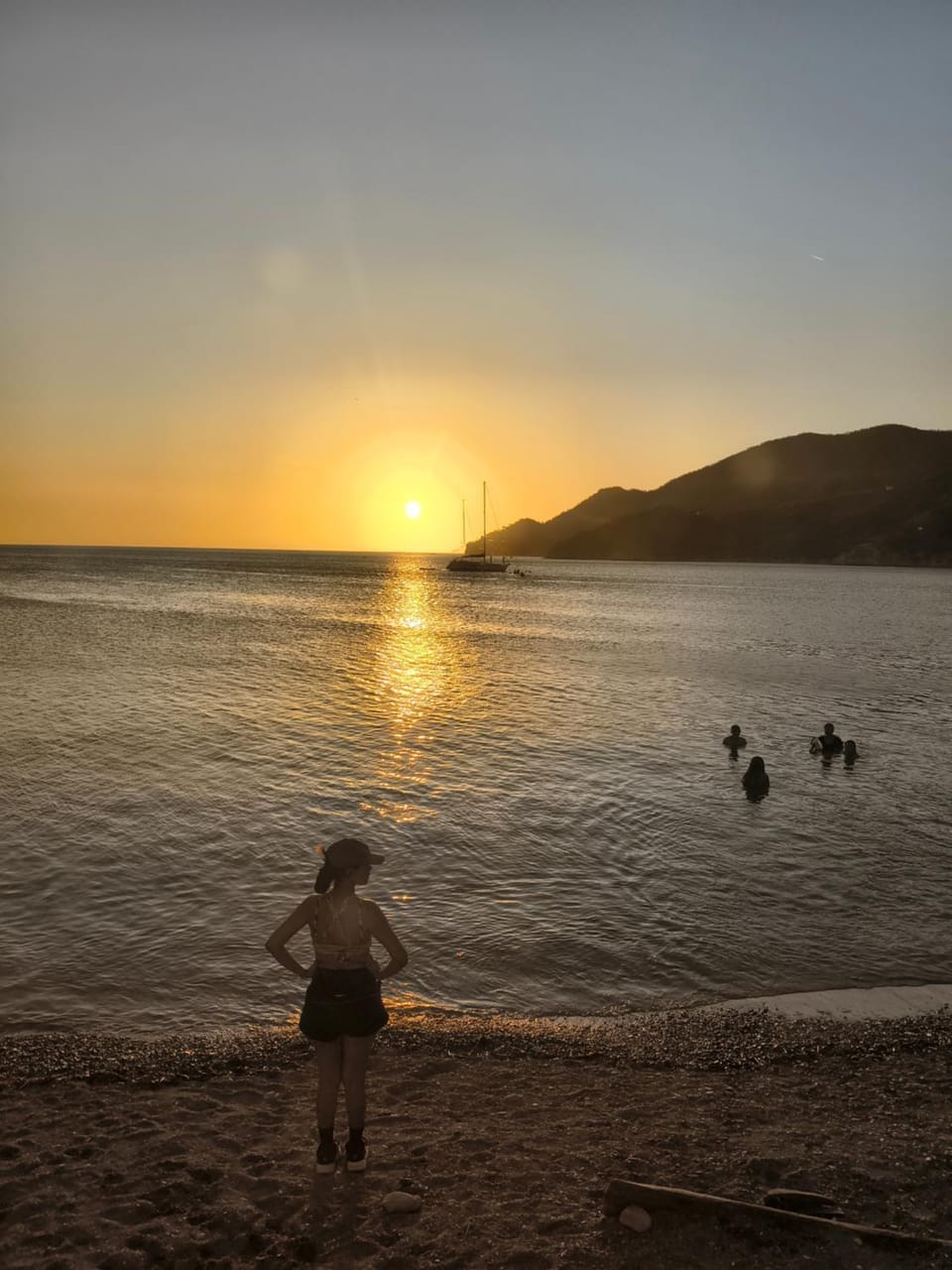 Shadday taganga Hotel in Taganga