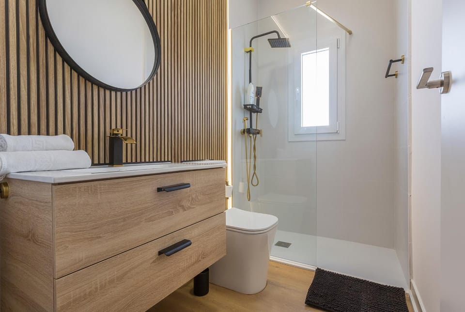 Shower, Bathroom