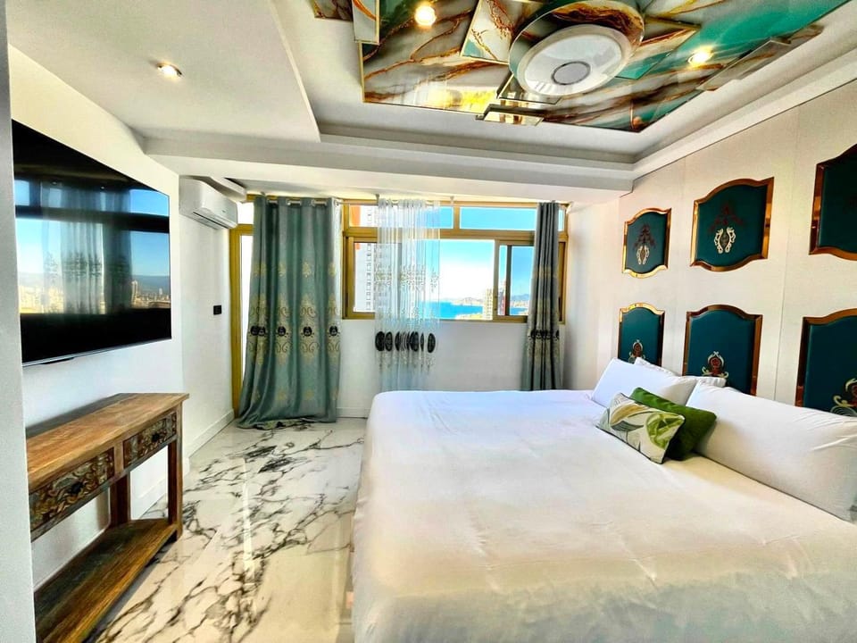 Benidorm Grand Luxury Penthouse Apartment in Benidorm