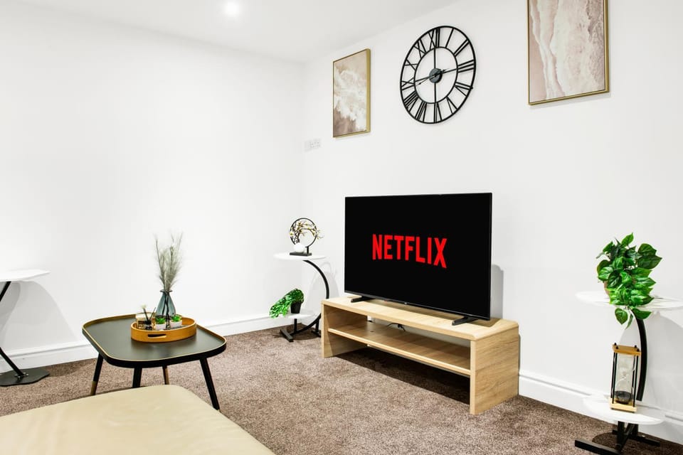 4 bed Glamis house Apartment in Nottingham