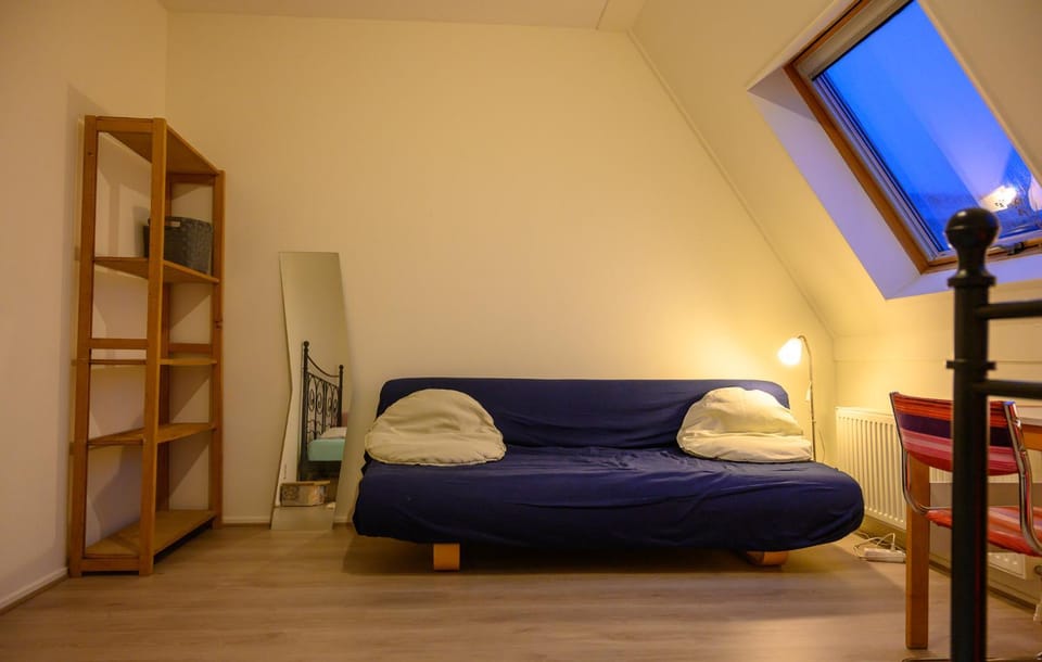 Gezellige kamer in rustige buurt Vacation rental in Utrecht