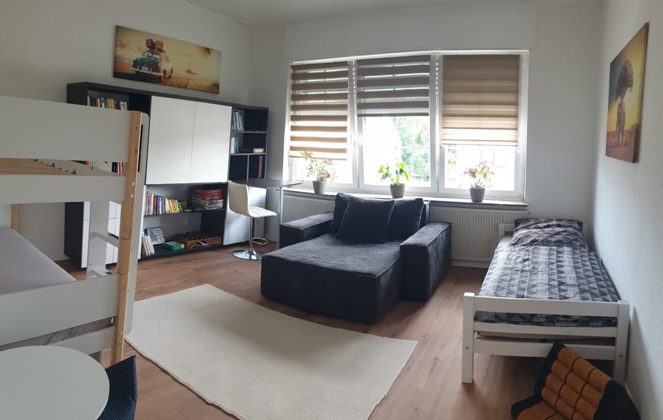 Game Room, Living room, Bedroom