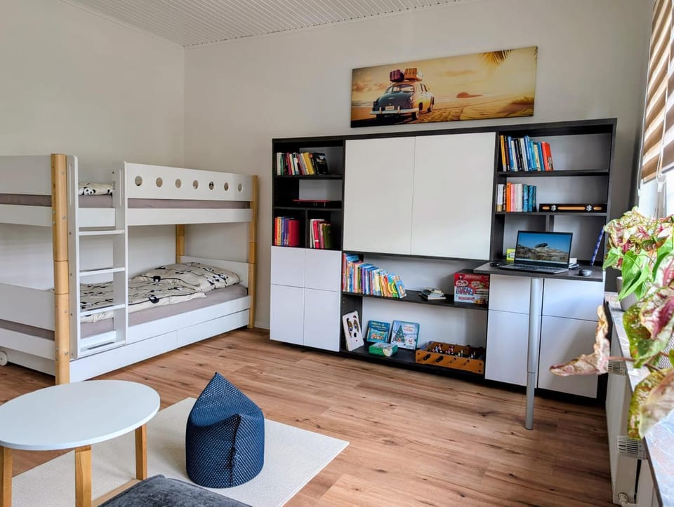 Bed, Library, Bedroom, bunk bed