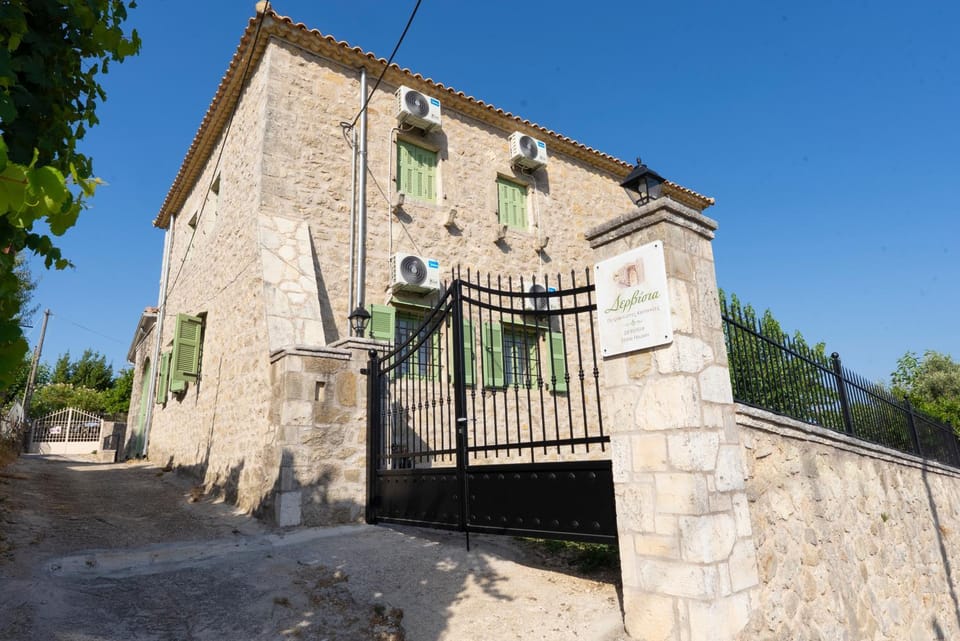 Dervisia Stonehouse 1 Apartment in Peloponnese, Western Greece and the Ionian