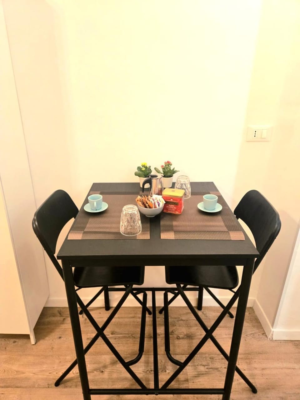 San Lorenzo Studio Flat - Self Check-in Apartment in Genoa
