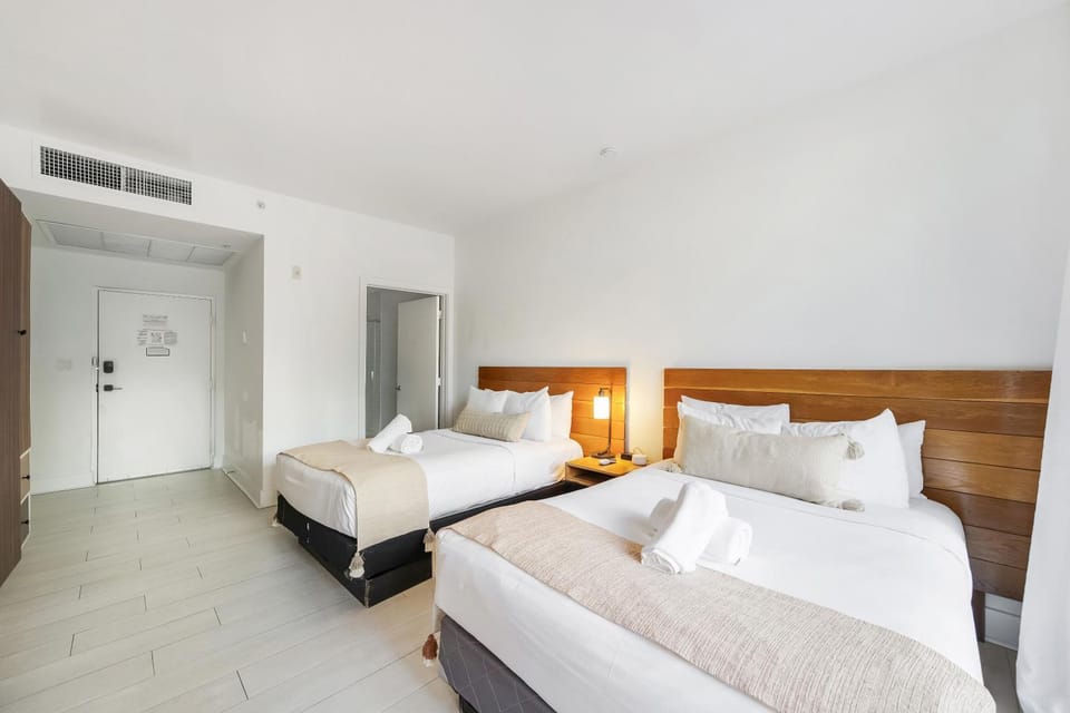 Bed, Photo of the whole room, Bedroom, towels, wardrobe, air conditioner