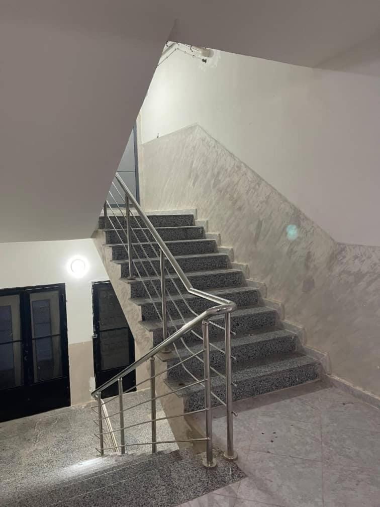 Résidence Familiale avec Aire de Jeux Proche MostaLand & Mer Apartment in Algeria