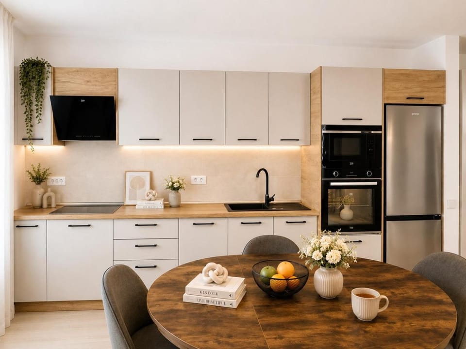 TV and multimedia, Coffee/tea facilities, Dining area, dishwasher, oven, stove, toaster, kitchen
