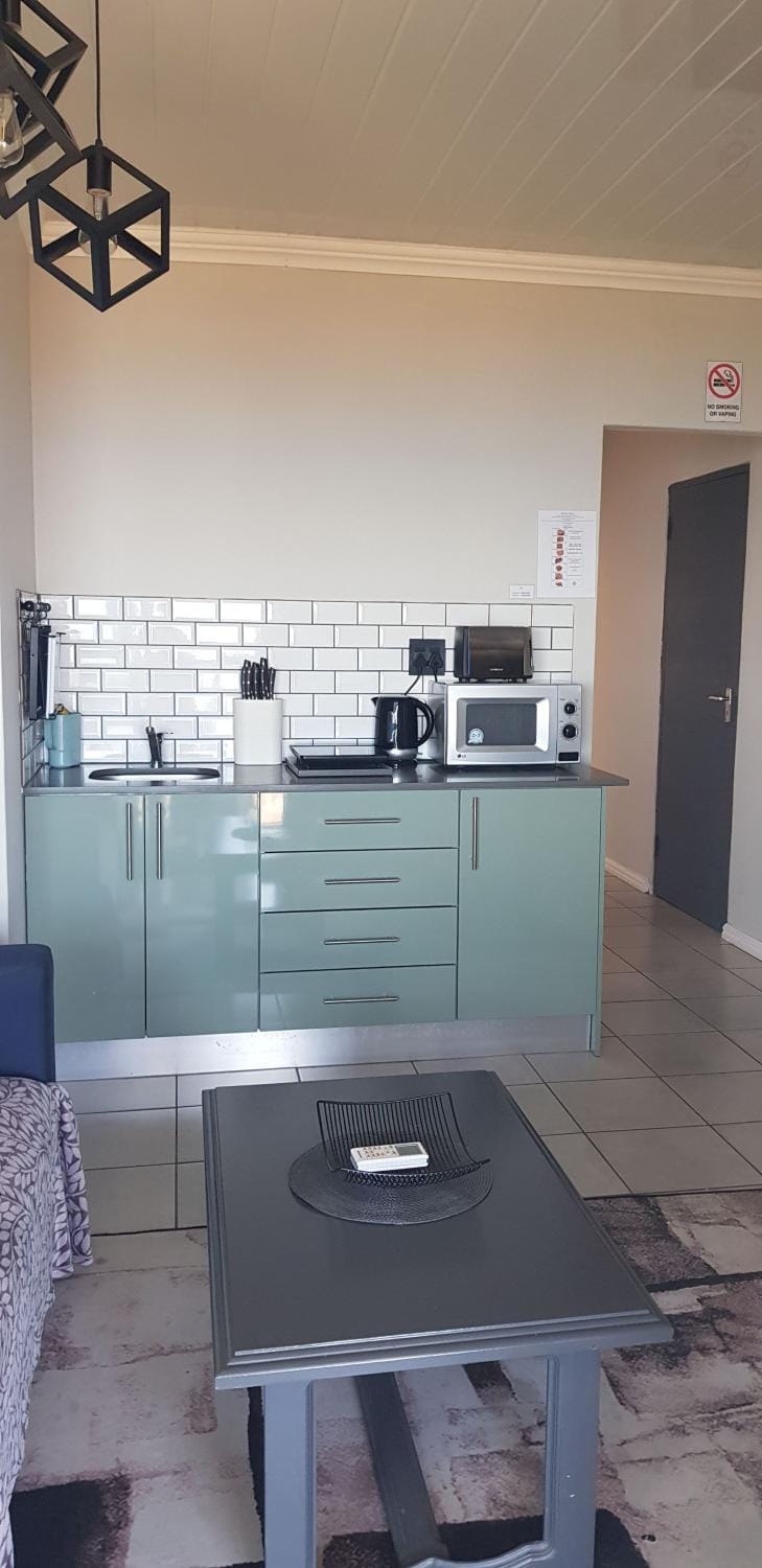 microwave, oven, kitchen