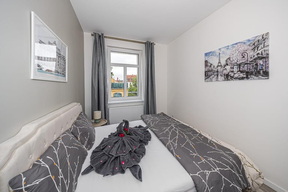 A6 ruhiges 3-Zimmer-Apartment mit Balkon Apartment in Halle Saale