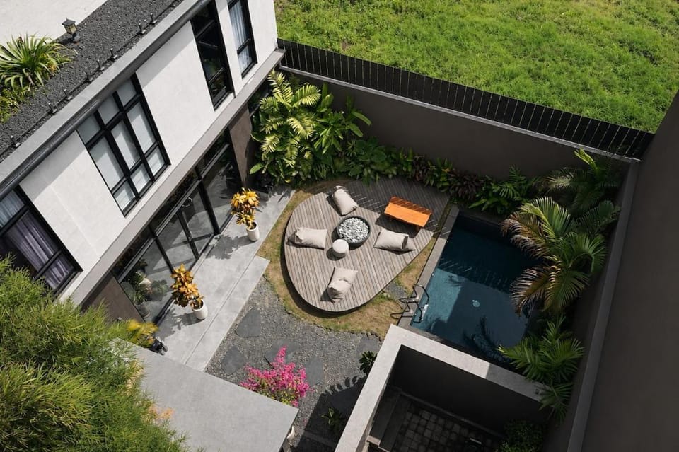 Villa Carlita Uluwatu - Modern 3BR Pool Villa Villa in Bali