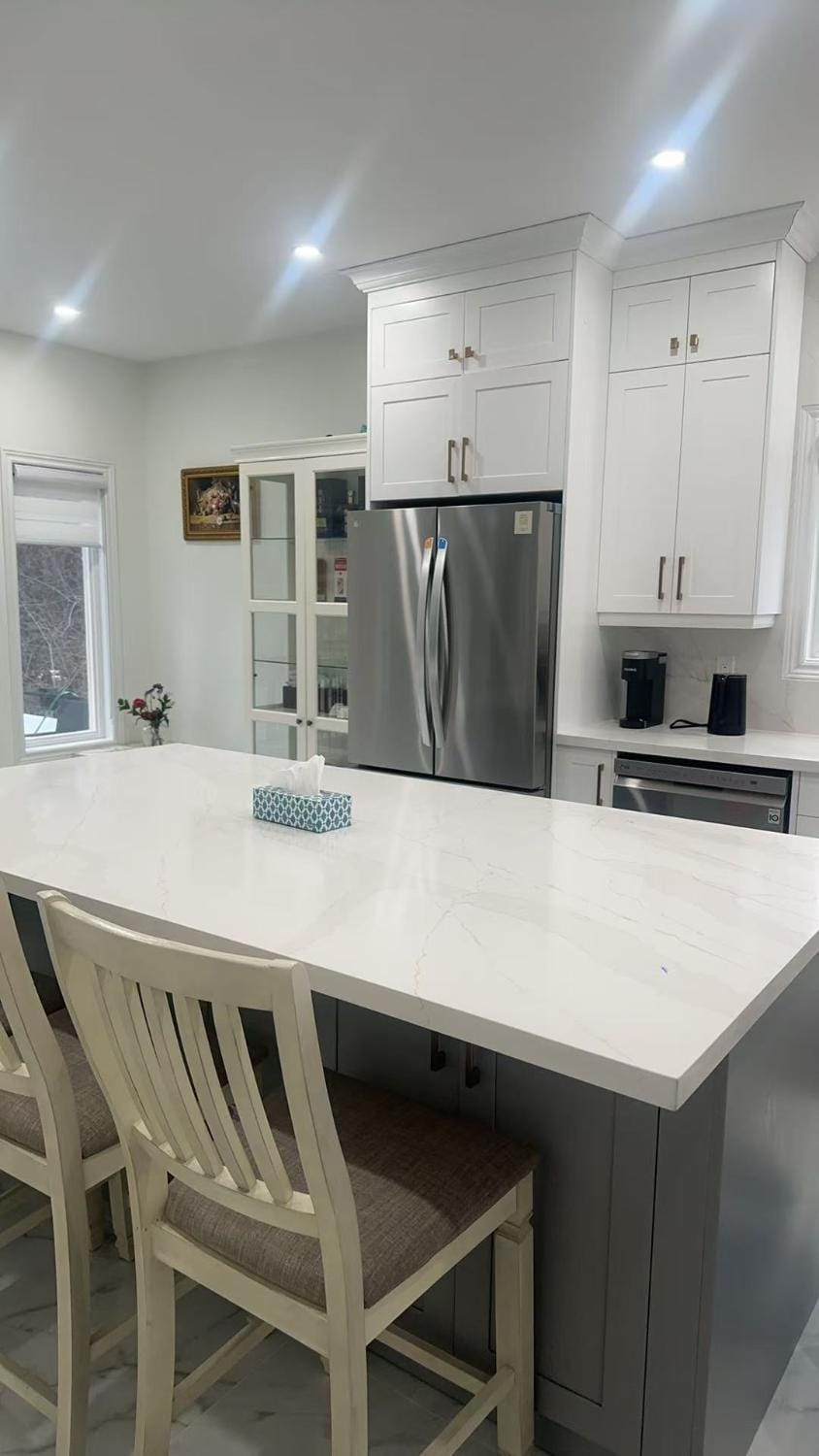 Luxury Entire Home 5BR Villa Sleep 10 Smart Toilet House in Richmond Hill