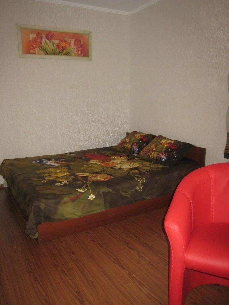 Центр 1 кв Набережная Мономаха 27 Apartment in Dnipro
