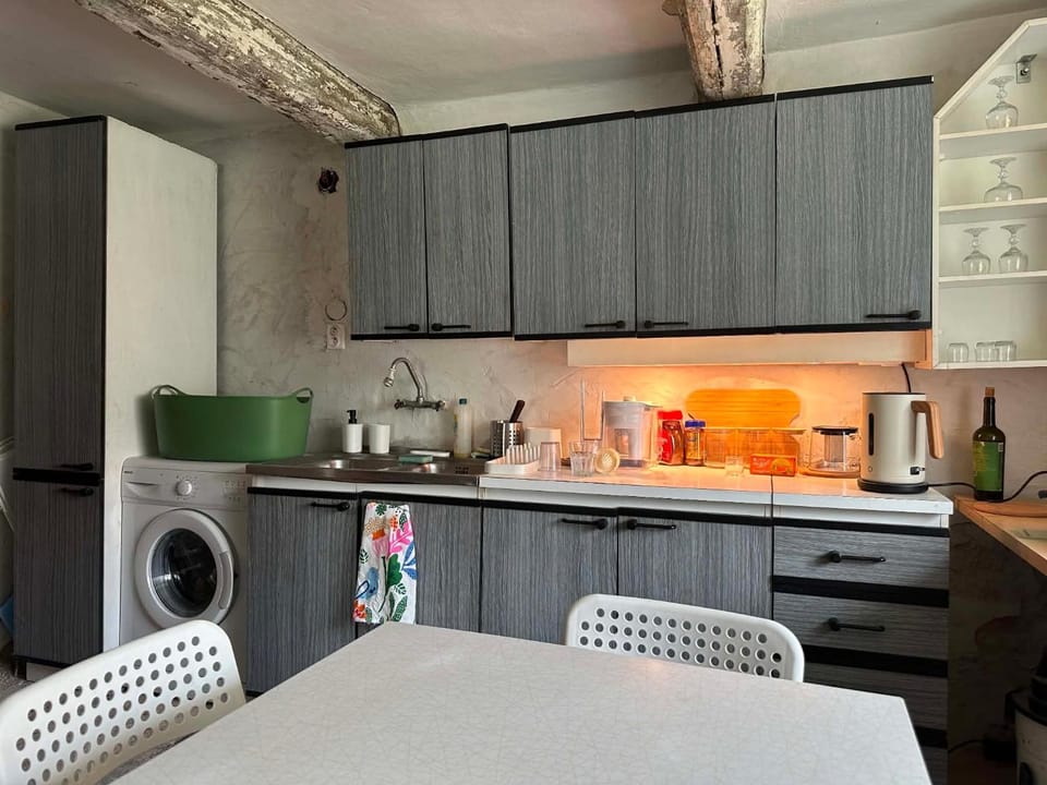 Maygarden Wellness Countryside Cottage Prague House in Prague