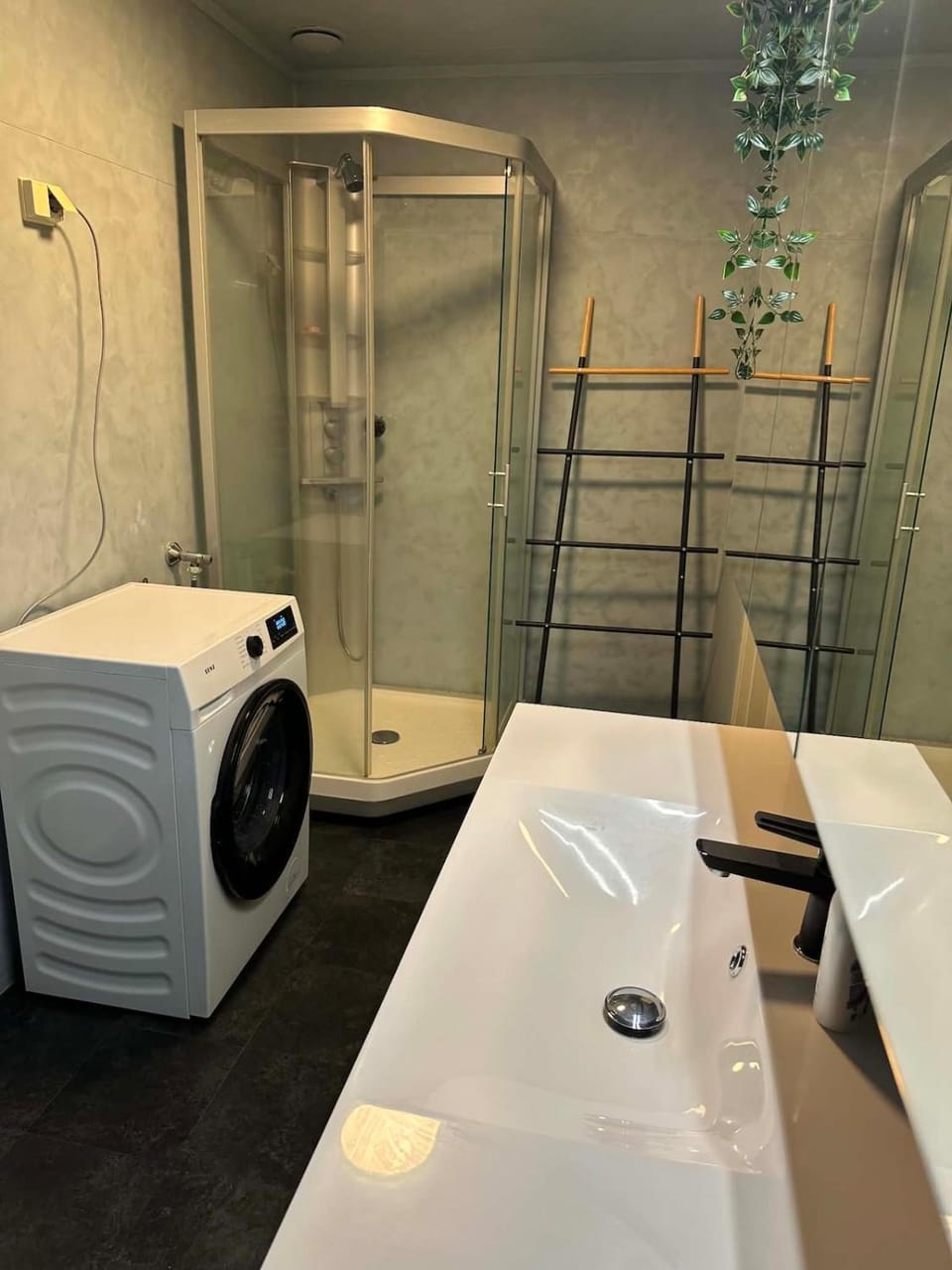 Apartment in Jakobselv with EV charger and sauna Apartment in Troms Og Finnmark