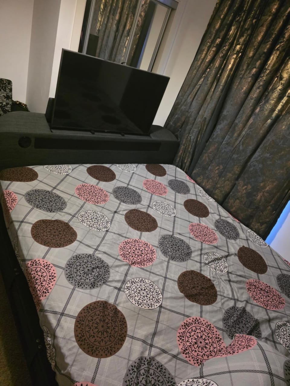Leslie hitchcock house Vacation rental in Barking