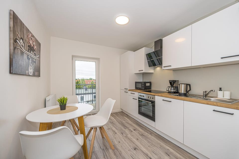 A7 ruhiges 3-Zimmer-Studio mit Balkon Apartment in Halle Saale