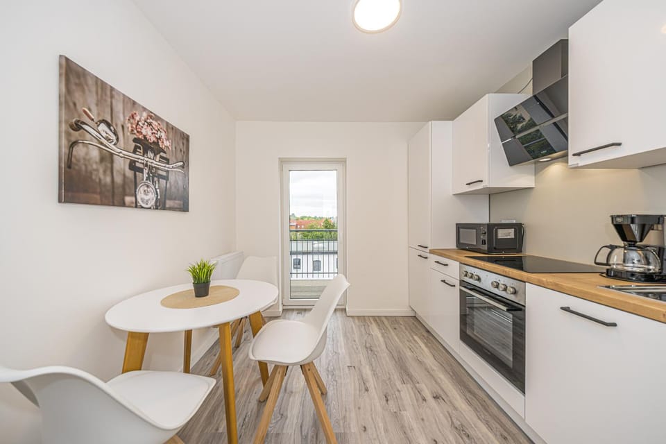 A7 ruhiges 3-Zimmer-Studio mit Balkon Apartment in Halle Saale