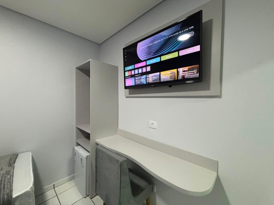 TV and multimedia, hair dresser
