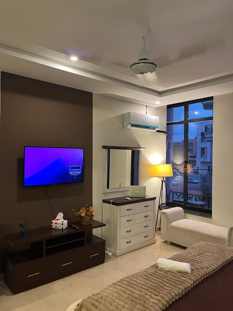 The Urban Nest Luxury Studio in Bahria Phase 7 Apartment hotel in Islamabad Capital Territory