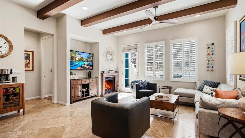LV307 3BR-3BA Legacy Villas Gem with Mountain Views Apartment in Indian Wells
