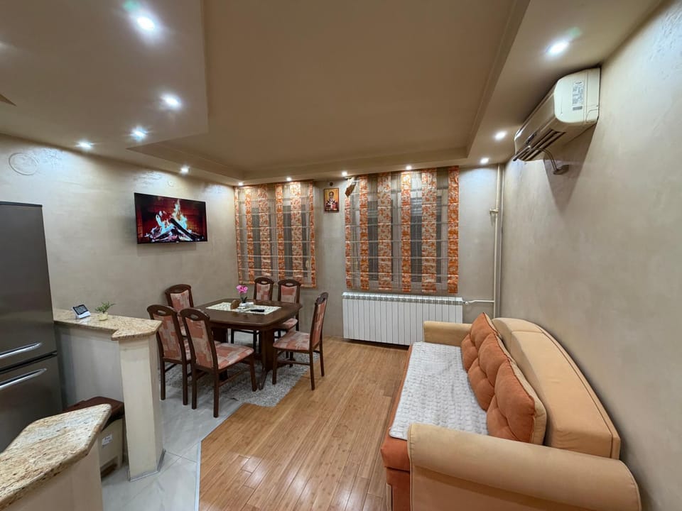 Sunset Apartman Obrenovac,Centar Apartment in Serbia