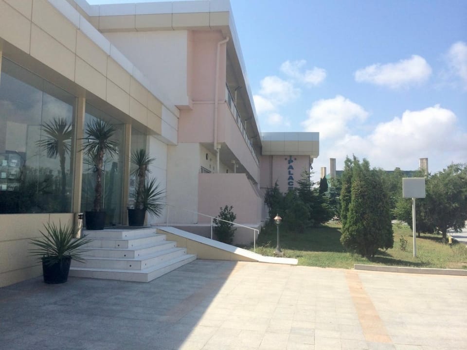 Palace Resort Resort in Dobrich Province, Bulgaria