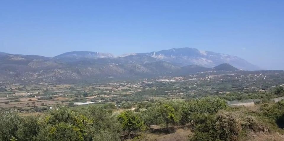 Day, Natural landscape, View (from property/room), Mountain view
