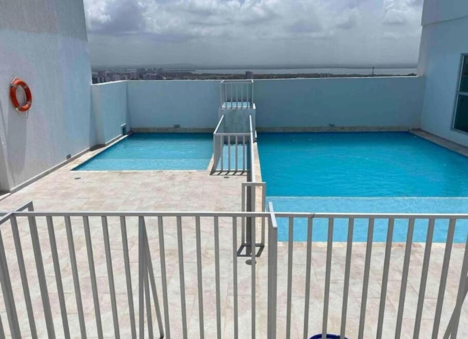 Swimming pool, Swimming pool