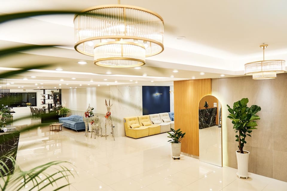 Lobby or reception, Seating area